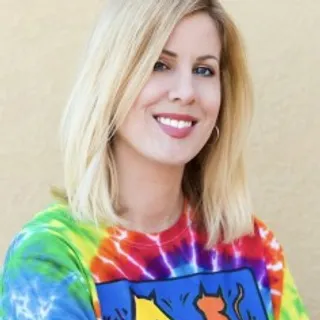 Elsa Blake, Pet Publicist, Social Media Coordinator